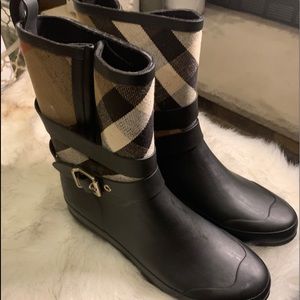 COPY - Burberry Rain Boots